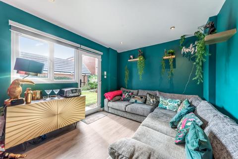 3 Pippin Walk, Wombourne, Wolverhampton, WV5 0NS