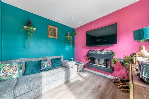 3 Pippin Walk, Wombourne, Wolverhampton, WV5 0NS