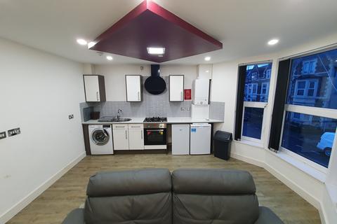 undefined, F3, Claude Road, Cardiff, CF24