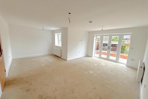 undefined, Princes Avenue, Minster, SHEERNESS