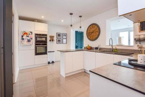 4 bedroom detached house for sale, Allard Close, Rectory Farm, NN3 5LY