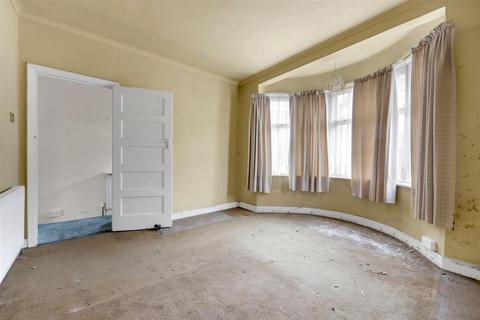 1 bedroom flat for sale, Northview Crescent, London