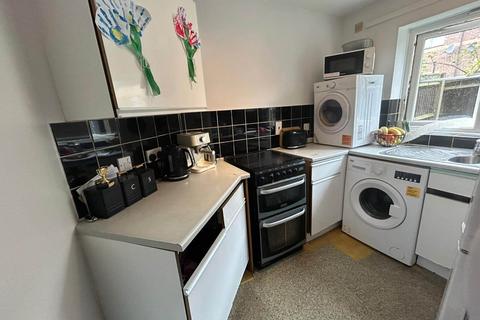undefined, at Lowden Road, Southall, Middlesex UB1