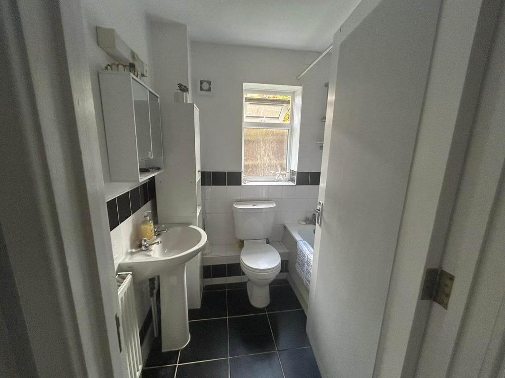 Bathroom.jpeg