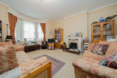 2 bedroom flat for sale, Castellain Road, Maida Vale W9