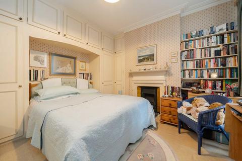 2 bedroom flat for sale, Castellain Road, Maida Vale W9
