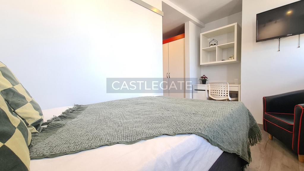 Room 60, The Works at Standard House NEW (3)