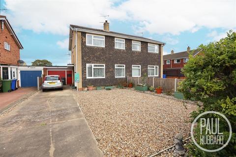 3 bedroom semi-detached house for sale, Dell Road, Lowestoft, NR33