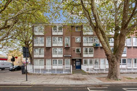 2 bedroom maisonette for sale, Albany Street, London NW1