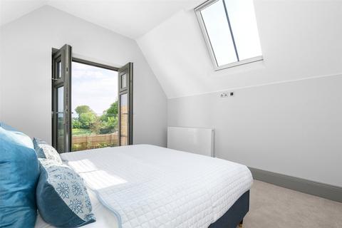 undefined, Little Rissington, Cheltenham, Gloucestershire, GL54