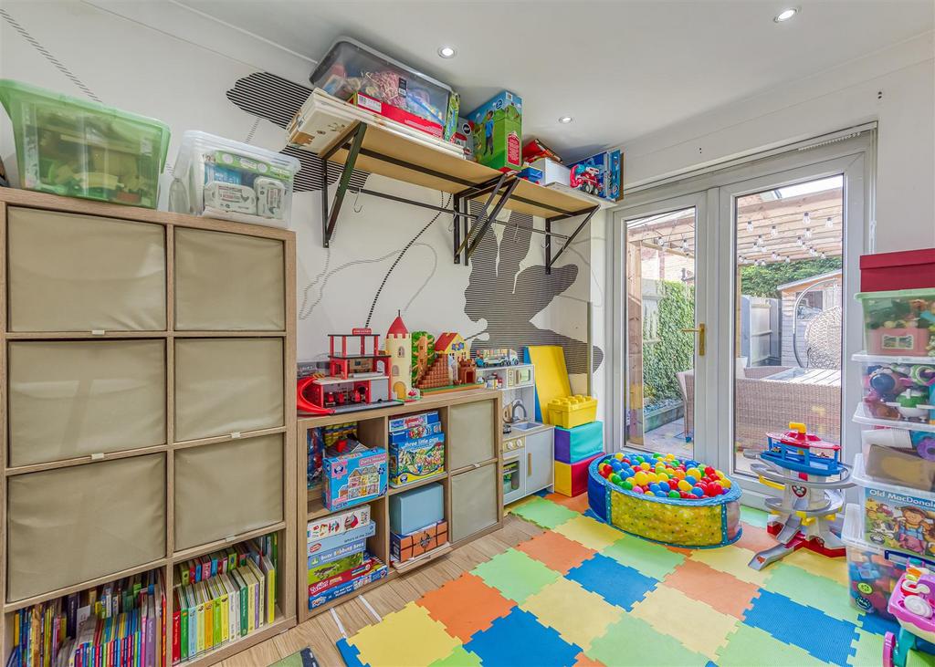 50 Cowley Drive-Play Room.jpg