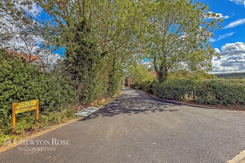 undefined, Wick End, Stagsden