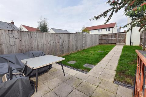 7 Brush Walk, Mere, Warminster, BA12 6FP