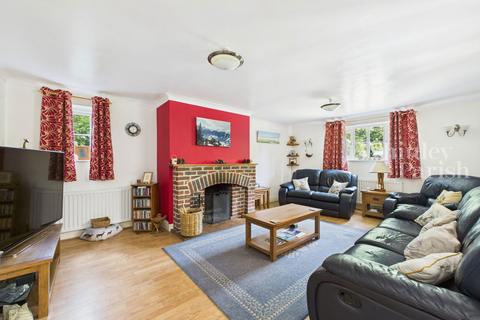 undefined, Norwich Road, Thwaite