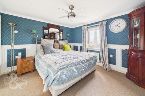 4 bedroom detached house for sale, Woodcock Hill, Queens Hills, Norwich
