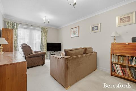 1 bedroom apartment for sale, Huskards, Waldegrave Gardens, RM14