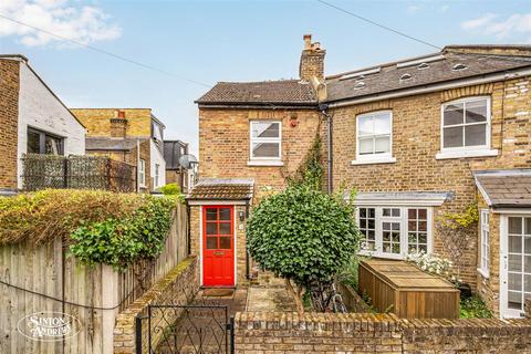 2 bedroom end of terrace house for sale, Coningsby Cottages, Ealing