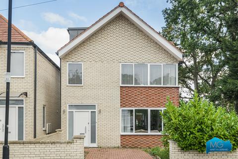 undefined, Blake Road, Wood Green, London, N11