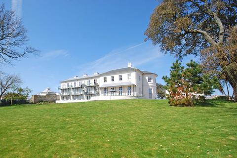 2 bedroom flat for sale, Gyllyngdune Manor, Emslie Road, Falmouth, Cornwall