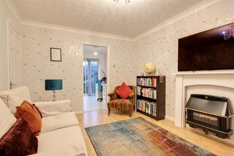 undefined, 18 Southwood Gardens, Cottingham