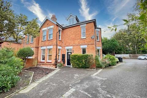 2 bedroom apartment for sale, Westboune, Bournemouth BH4