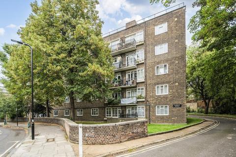 Mortimer Crescent, Hampstead, NW6