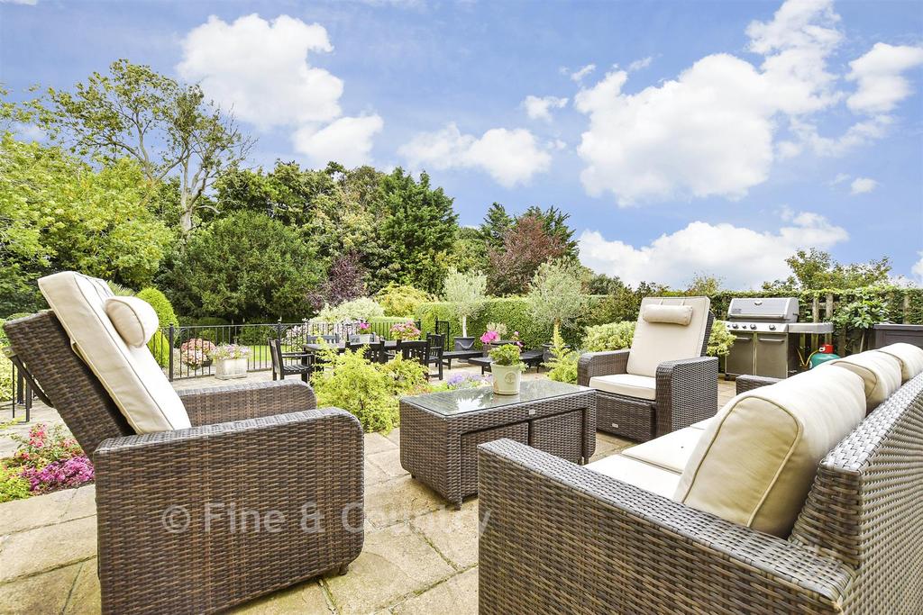 Patio / Decking