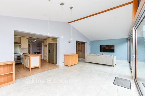 undefined, Western Esplanade, Broadstairs, Kent