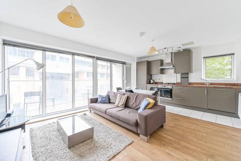 2 bedroom flat for sale, Coutts House, E14, Tower Hamlets, London, E14