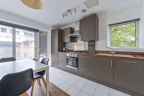 2 bedroom flat for sale, Coutts House, E14, Tower Hamlets, London, E14