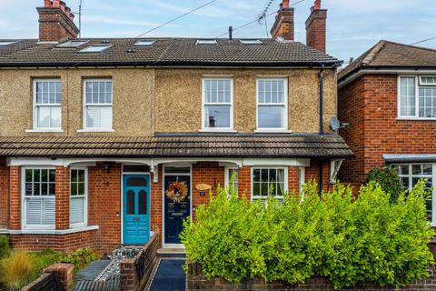 4 bedroom end of terrace house for sale, Eaton Road, Hertfordshire AL1