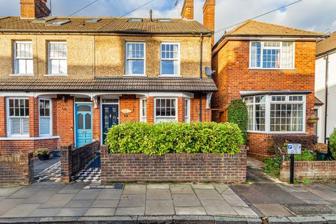 4 bedroom end of terrace house for sale, Eaton Road, Hertfordshire AL1