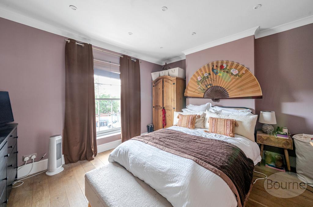 3892105e-8399-4f5...