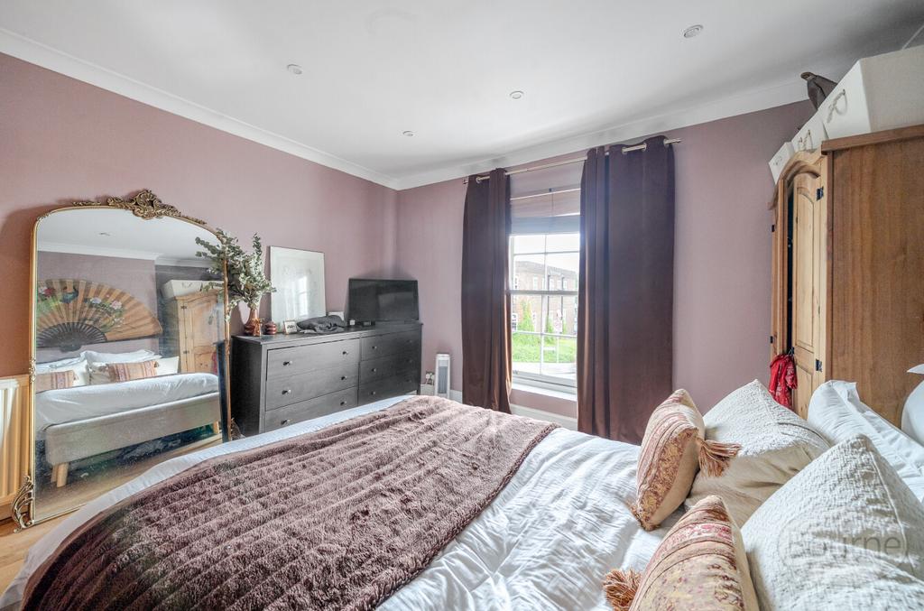 053e1558-dbe2-47d...