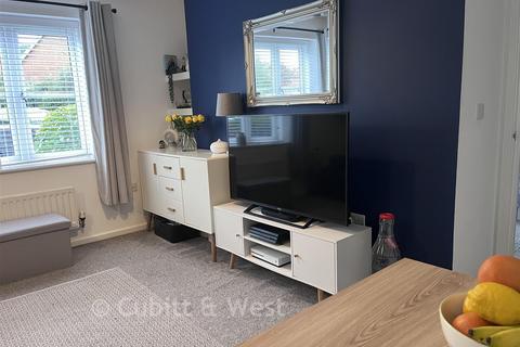 4 Admiral Way, Godalming, GU7 1QN