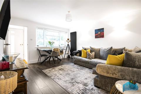 13 Hill House Close, London, N21 1LG