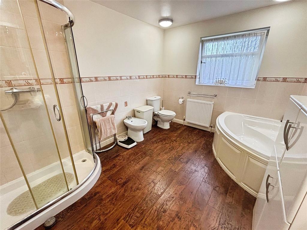 En-Suite One