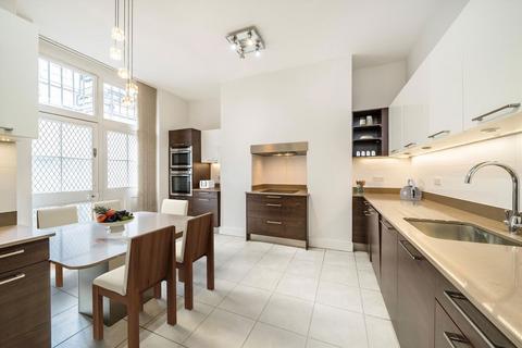 4 bedroom flat to rent, Bickenhall Street, London W1U