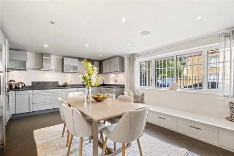 3 bedroom duplex for sale, Drayton Gardens, London, SW10