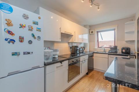 56 Braeside, Sauchie, Alloa, FK10 3DR