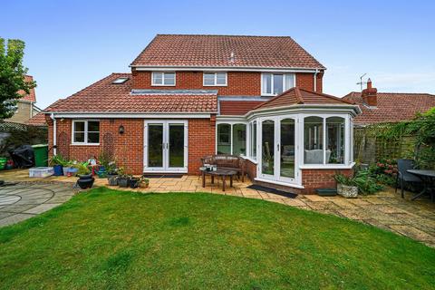 undefined, Turner Gardens, Woodbridge, IP12