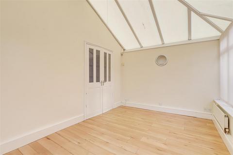 undefined, Mill Lane, Arnold NG5