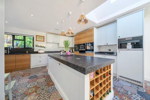 12 Waldegrave Road, Bromley, BR1 2JP