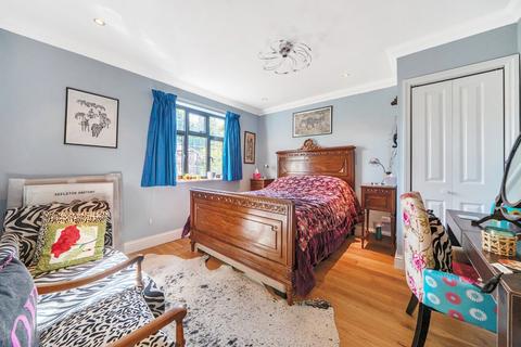 12 Waldegrave Road, Bromley, BR1 2JP