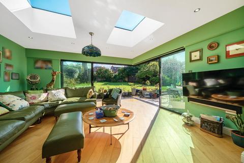 12 Waldegrave Road, Bromley, BR1 2JP