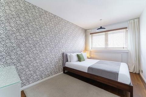 1 bedroom flat for sale, Penton Rise, London WC1X