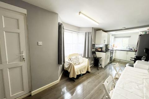 undefined, Fenham Road, London, SE15