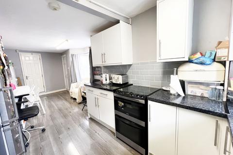 undefined, Fenham Road, London, SE15