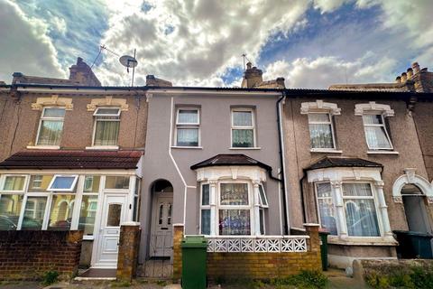 Dongola Road | London | E13