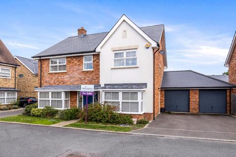 5 bedroom detached house for sale, Bentley Gardens, Broadbridge Heath, RH12